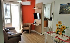 Apto no centro, com ótima localização
